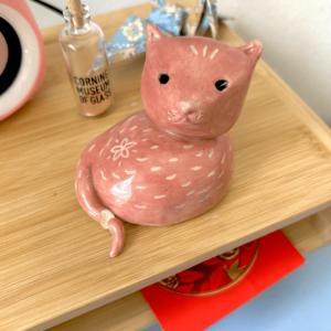 ceramic figure of cat